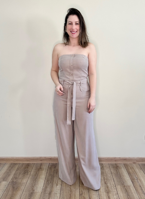 macacão tomara que caia nude Karen