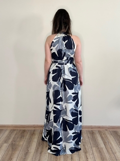 Vestido longo em crepe tamanho único estampado Moniê na internet