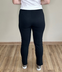 Legging preta justa Paula - comprar online