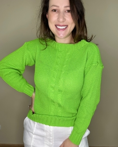 Blusa de tricot com gola canoa