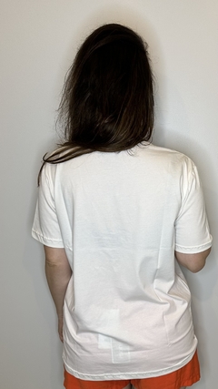 CAMISETA branca de algodão estampada - comprar online
