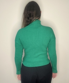 Blusa de tricot ajustada verde Tina - comprar online