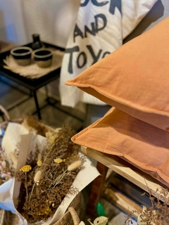 ALMOHADONES TUSSOR - comprar online