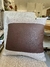 Almofada 001 - Couro Marrom com Linha Decorativa
