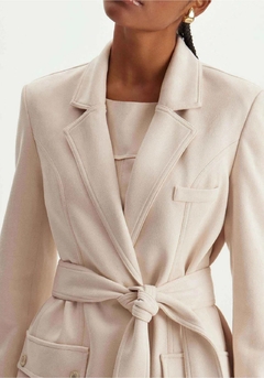 Blazer Alfaiataria Alongado Lança Perfume