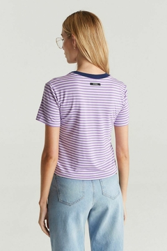 REMERA MARINE STRIPES [DESIDERATA] - LAS LILAS