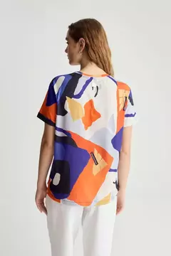 REMERA FULL PRINT CELESTE NAJT / DESIDERATA - comprar online