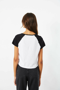 REMERA LOWLY CUT [JOHN L. COOK] - comprar online