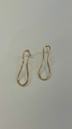 Brinco Orgânico Delicado Semijoia - comprar online