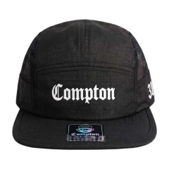 Boné Five Panel Strapback Compton Clássico Preto
