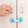 Trava Multiuso para Gavetas e Armários Trava de Segurança trava porta bebê Kit com 2 - Mais Você Utilidades | Utilidades, Presentes, Decorações, Brinquedos e Papelaria.