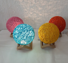 Luminária Bola de Barbantes - comprar online