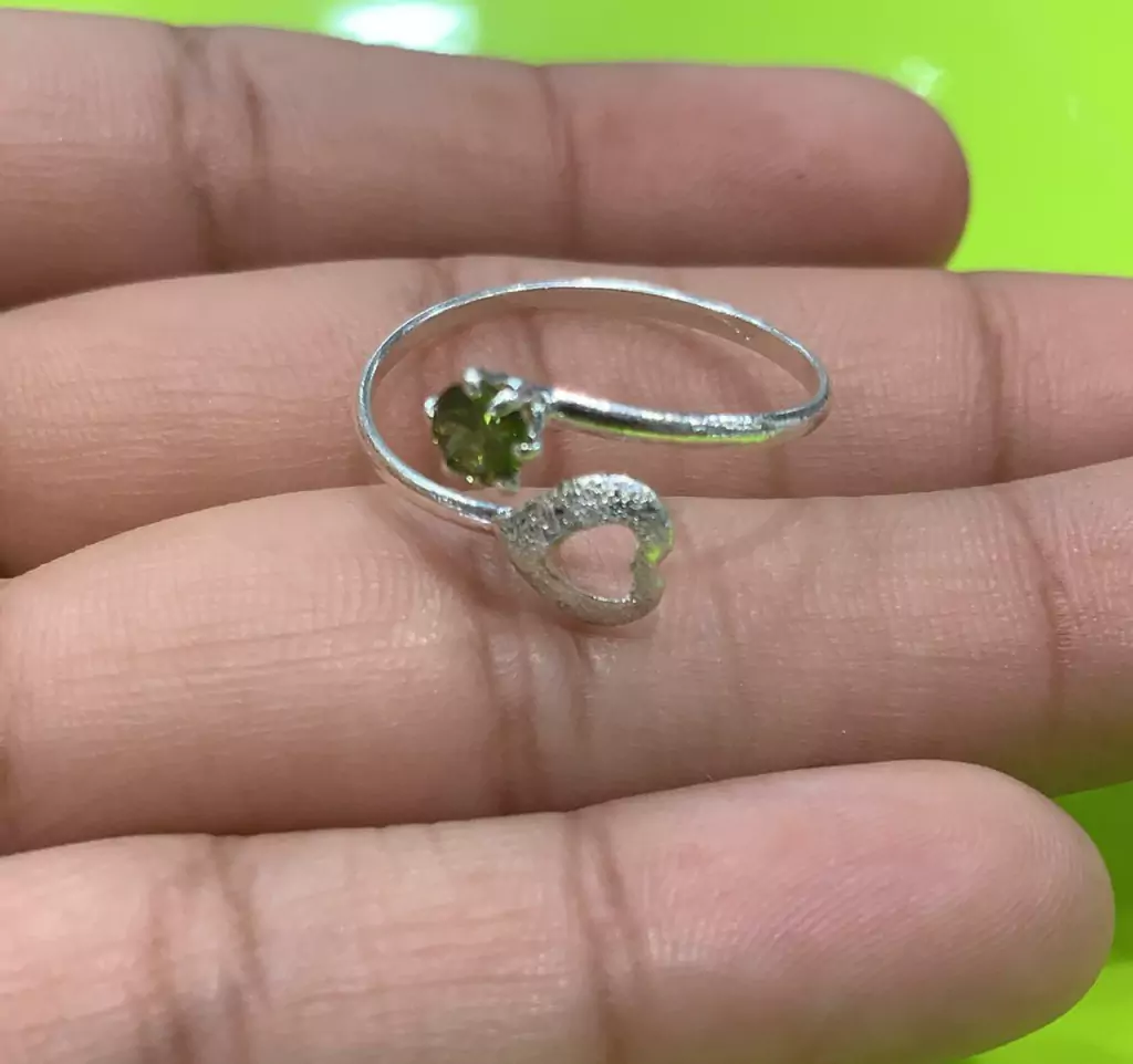 Anillo Plata Corazon y Zirconia Verde APPD11