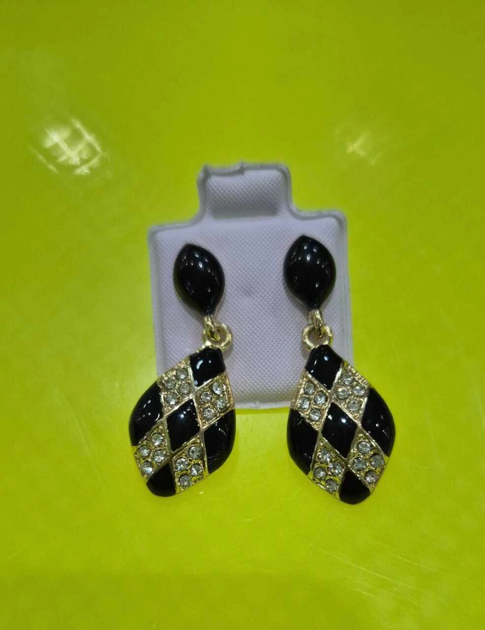 Arete Chapa de oro de 14 kt Mod AR116