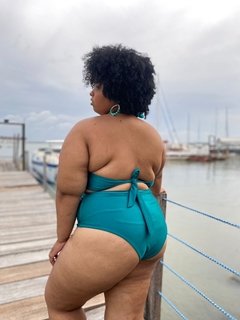 Maiô Nívia Plus Size - comprar online