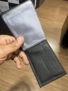 CARTEIRA HUGO BOSS na internet