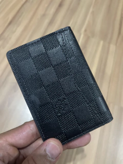 PORTA CARTAO LOUIS VUITTON na internet