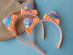 Arco de Orelhinha Neon de Paetê - comprar online