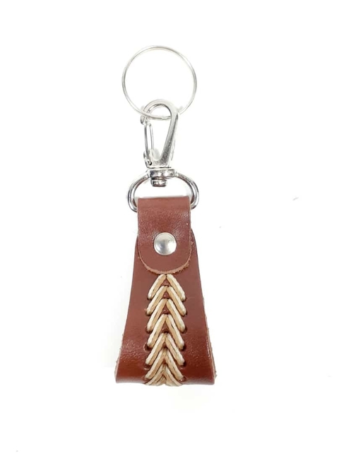 Llavero de cuero bordado MARRÓN.