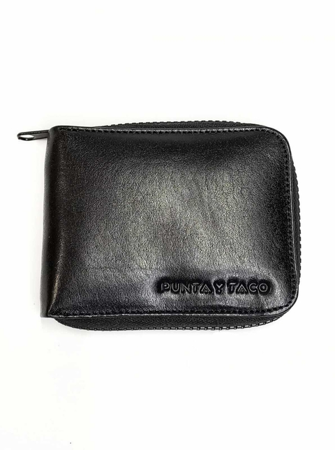 BILLETERA DE CUERO CON CIERRE Y DOBLE TARJETERO. NEGRO