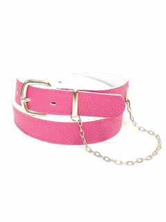 cinto con cadena fucsia. CUERINA PASE 25 MM.