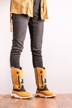 BOTA DEL DICHO AL HECHO-SUELA (INV22C022A) - Marisol FA Tienda de Diseño