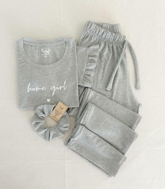 PIJAMA HOME GIRL GRIS - comprar online