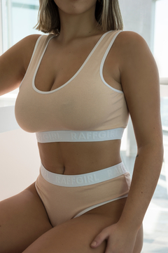 Conjunto deportivo camel