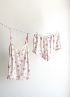 PIJAMA GLENDA FLORES en internet