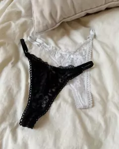 PACK BUNNY X2 LESS | NEGRO/BLANCO