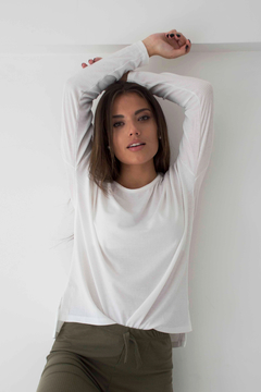 REMERA AIRE MANGA LARGA MORLEY CREMA