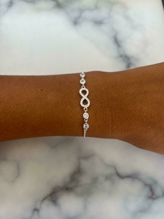 Pulsera plata italiana con infinito y cubic