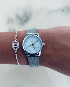 reloj knock out plateado chico malla tejida