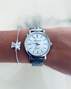 reloj knock out plateado malla metálica
