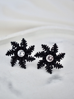 aros flor negra cubic