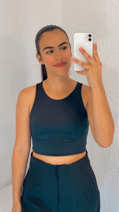 Cropped Zoe na internet