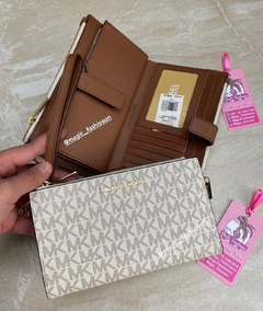 Muñequera doble cierre Michael Kors en internet