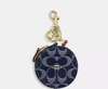 Circular Coin Pouch Bag Charm In Signature Denim - comprar en línea