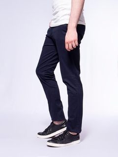 PANTALÓN DE GABARDINA CHINO AZUL