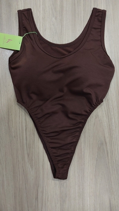 Body cavado regata marrom