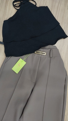 Calça Pantalona Alfaiataria na internet