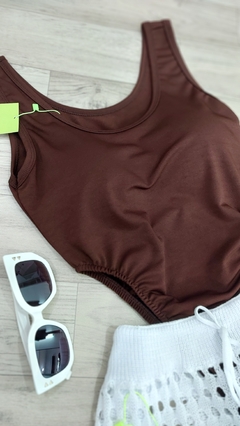 Body cavado regata marrom - comprar online