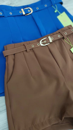 Short alfaiataria cinto fivela - marrom na internet