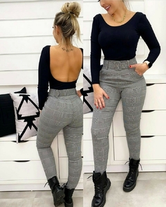 Calça xadrez com cinto - G
