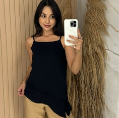 Blusa assimetrica (cores) na internet
