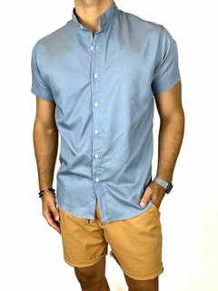 Camisa cuello mao mangas cortas simil jeans celeste - DT