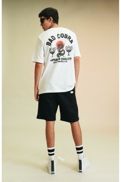 Remera Oversize Bad Cobra BTK. - comprar online