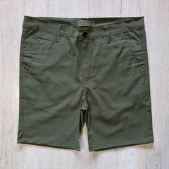 Bermuda Corte Chino Verde NBRD
