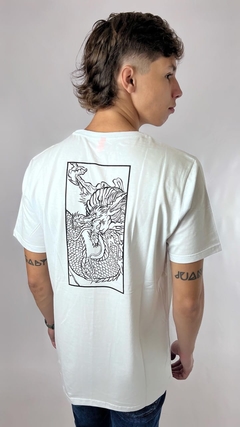 Remera Dragon Blanca FLY - comprar online