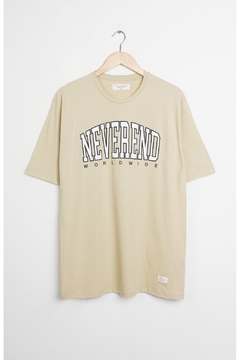 Remera NEVEREND beige BTK